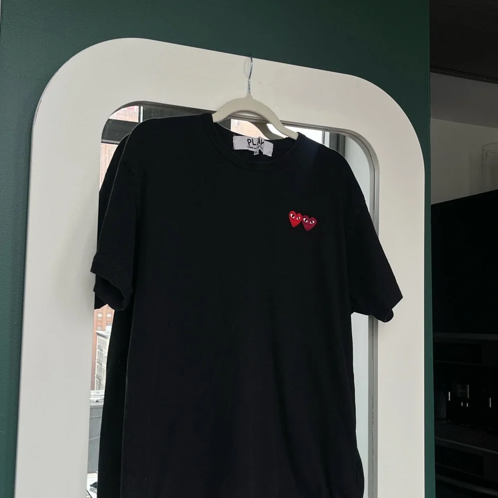 COMME DES GARÇONS PLAY Double Heart Tee - Picture 2 of 7